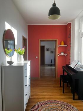 Foto - Helle 3-Zimmer-Altbauwohnung mit Balkon in Stadtfeld Ost