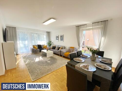 Foto - Vollmöblierte Zwei-Zimmer-Wohnung mit Tiefgaragenstellplatz im Herzen von HH-Bramfeld!