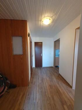 Foto - Vermietung 3 Zimmer Wohnung über zwei Etagen und 2 Badezimmer