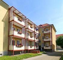 Große 2-Zimmer-Wohnung in der begrünten Oberstadt mit Einbauküche! - Halberstadt