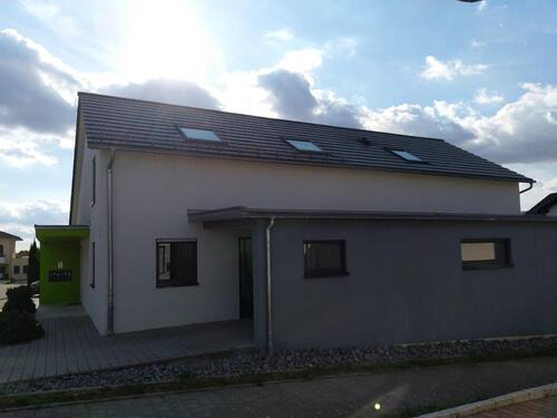 Foto - Haus mieten - 2.500,00 EUR Kaltmiete,