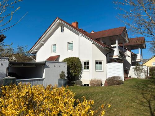 Foto - DHH in Beiersdorf mit Schlossblick & idealer Lage zwischen Callenberger Forst und Goldbergsee