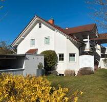 DHH in Beiersdorf mit Schlossblick & idealer Lage zwischen Callenberger Forst und Goldbergsee - Coburg