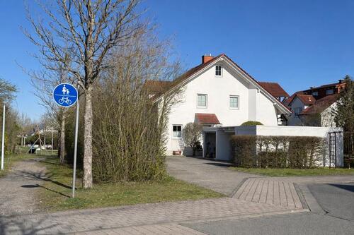 Foto - 6 Zimmer Doppelhaushälfte zur Miete in Coburg