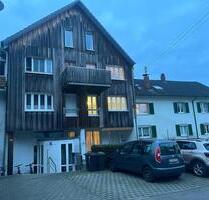 Gepflegte 4-Zimmer-Wohnung mit Außenstellplatz in Grenzach-Wyhlen