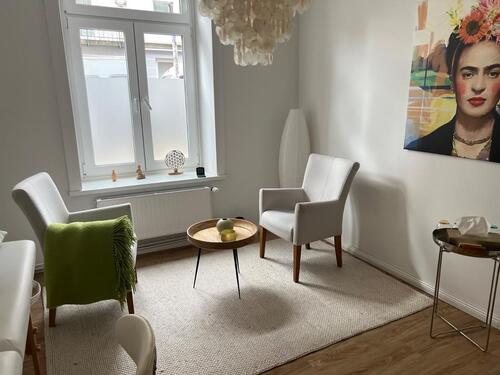 Foto - Praxisraum - 220,00 EUR Kaltmiete,