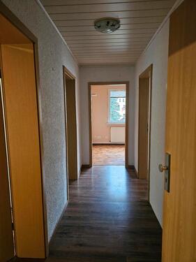 Foto - Wohnung, 3 Zimmer , Küche, Bad - 360,00 EUR Kaltmiete,