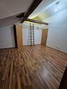 Foto - 2 Zimmer-Wohnung DG - 390,00&nbsp;EUR Kaltmiete, ca.&nbsp; 43,00&nbsp;m&sup2;