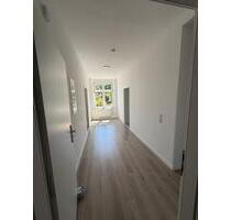 2 Zimmer Wohnung(80qm) mit Stellplatz, Garten und Hobbyraum(24qm) - Ennepetal