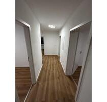 Moderne 75 m²-Wohnung mit Einbauküche, Balkon, Keller & Parkplatz - Baunatal