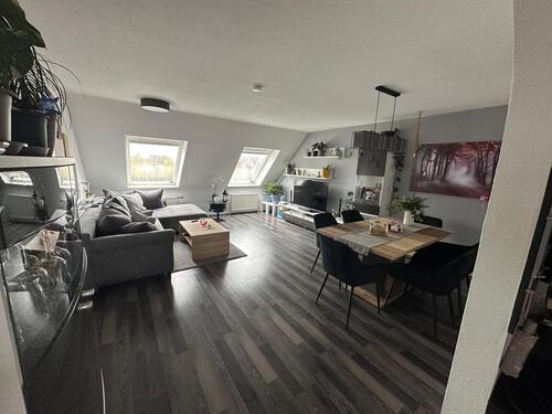 Foto - 3 Zimmer DG Wohnung 72qm in Neuberg 2.OG modern EBK uvm