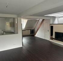 Exklusive 3-Raum Wohnung im Südviertel Jena - Bucha