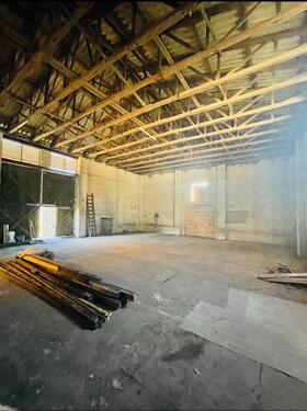 Foto - Halle in Nossentiner Hütte zu vermieten, Grube zum Schrauben