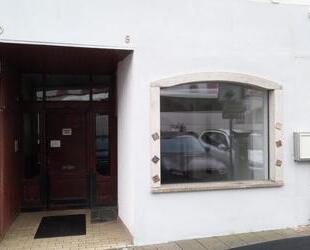 Ladengeschäft - 300,00&nbsp;EUR Kaltmiete, ca.&nbsp; 40,00&nbsp;m&sup2; in Hof (PLZ: 95028) Altstadt