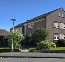 Großes Haus mit viel Potenzial in Rheinberg-Ossenberg