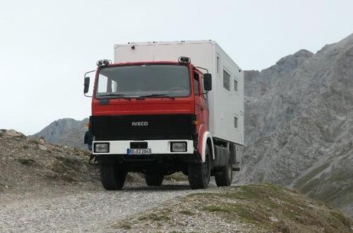 Foto - Winterlager Hallen Stellplatz Wohnmobil, Wohnwagen, Camper, Boot