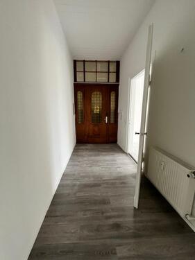 Foto - 3-Zimmer Wohnung zentrumsnah - 699,00&nbsp;EUR Kaltmiete, ca.&nbsp; 95,00&nbsp;m&sup2;