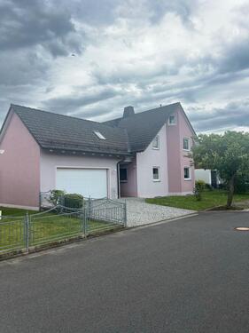 Foto - Gepflegtes Einfamilienhaus mit Doppelgarage u.v.m. Nähe Bayreuth