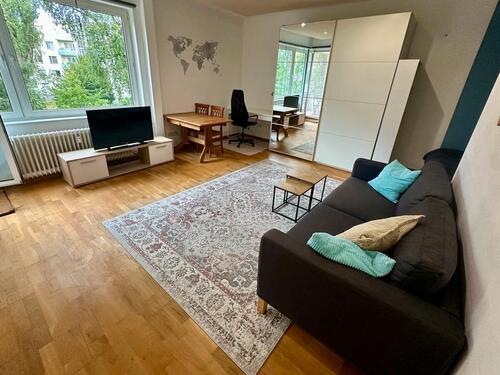 Foto - Möblierte 1-Zimmer-Wohnung mit Balkon (max. 18 Monate)
