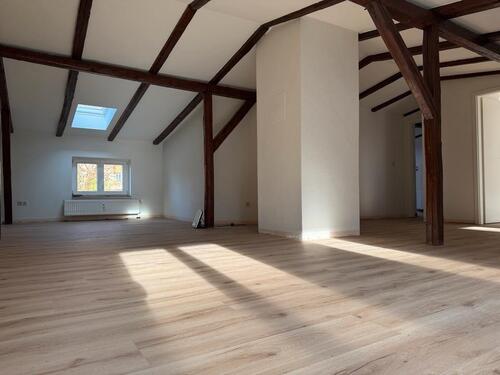 Foto - Renovierte 5-Zimmer-Wgh.(neue KüBäder+Fussboden) 166qm Feldstadt