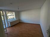 Foto - Helle 2-Zimmer-Wohnung mit EBK und Balkon in Hannover Ricklingen