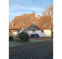 Ich vermiete ein Haus - 1.200,00&nbsp;EUR Kaltmiete, ca.&nbsp; 120,00&nbsp;m&sup2; in Saterland (PLZ: 26683)