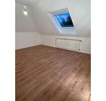 3ZKB - 85qm Dachgeschosswohnung in 26906 Neudersum