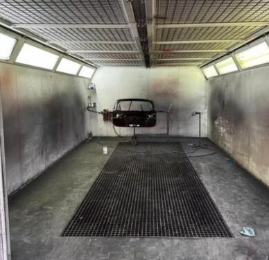 Foto - Lackiererei zu verpachten - 2.000,00&nbsp;EUR Kaltmiete,