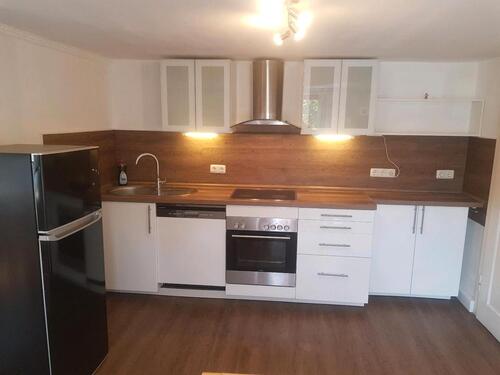 Foto - Schöne 2-Zmmer Wohnung voll möbliert EG sehr zentral