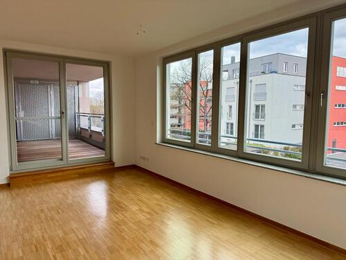 Foto - 2 Zimmer Wohnung zur Miete! Leerstehend!