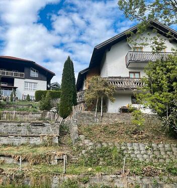 Foto - Vermietetes Einfamilienhaus mit Renovierungspotenzial