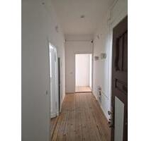 2 Zimmer Wohnung in Kiezlage Frisch Renoviert - Berlin Neukölln
