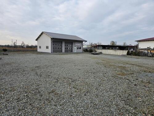 Foto - Gewerbefläche Freifläche Halle Büro