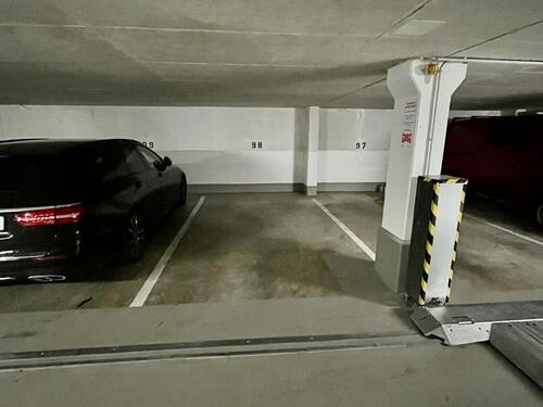 Foto - Tiefgaragenstellplatz am Kappeneck ab sofort verfügbar