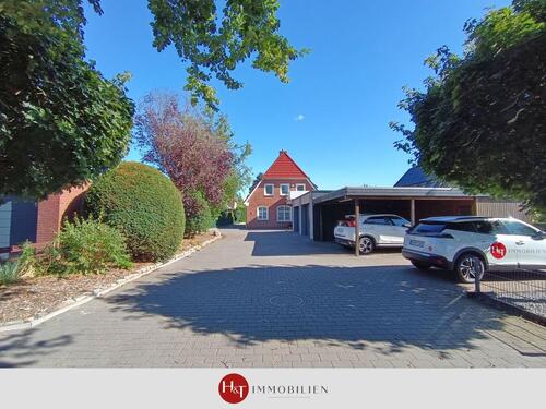 Foto - Frisch renoviertes Dachgeschoss mit sonniger Dachterrasse und Carport