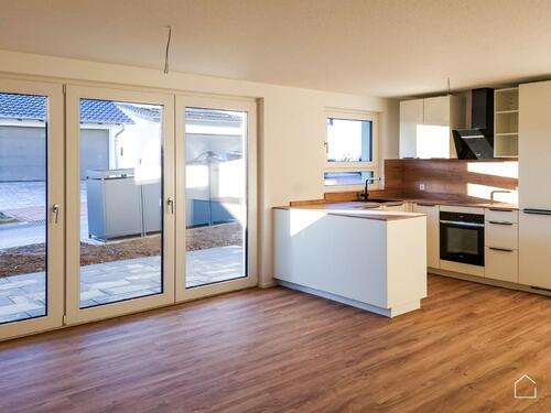 Foto - Großzügige 3-Zi.-Whg. Neubau mit FBH 