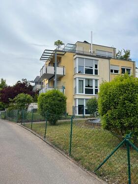 Foto - 4,5-Zimmer Wohnung mit Balkon und Garage zu vermieten