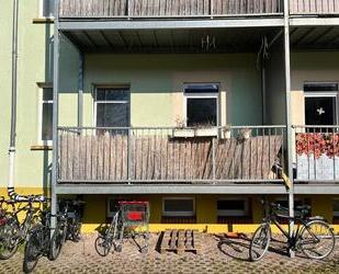 4-Zimmer-Wohnung mit Balkon und Einbauküche (WG geeignet) - Erfurt Johannesplatz