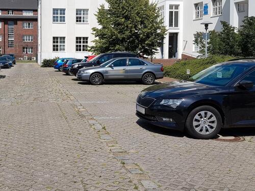 Foto - Flexibel & sicher: Mieten Sie jetzt Ihren eigenen Parkplatz!