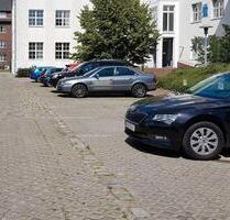Flexibel & sicher: Mieten Sie jetzt Ihren eigenen Parkplatz! - Potsdam Babelsberg