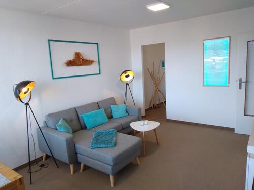 Foto - Ansprechend eingerichtete 2,5-Zimmer-Wohnung mit Balkon