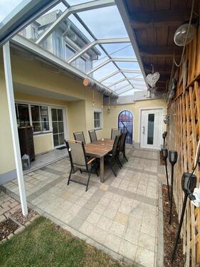 Foto - EG 114qm EBK-Garten-Garage-Balkon-Überdachte Terrasse-Schuppen