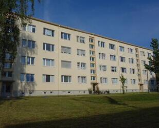 Helle 4-Raum Wohnung in ruhiger Lage - Bad Lobenstein