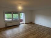 Foto - Frisch sanierte 1-Zimmer-Wohnung mit Balkon in Würzburg-Lengfeld