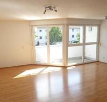 2,5 Zimmerwohnung mit Tageslichtbad und Tiefgaragenstellplatz - Mörfelden-Walldorf