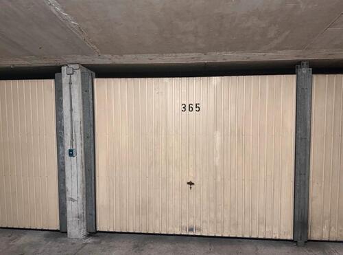 Foto - Tief Garagen zu vermieten - 100,00&nbsp;EUR Miete,