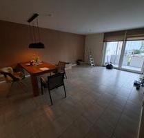 Moderne 3-Zimmer-Whg., zentrale Lage mit Balkon und Fußbodenhzg. - Weiden in der Oberpfalz