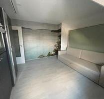 Möblierte, gut isolierte Einzimmerwohnung DG - Stuttgart Hedelfingen