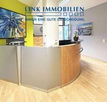 Große Praxis in bester Lage von Ostfildern-Nellingen mit Aufzug und drei Stellplätzen!***