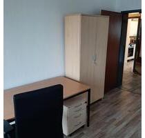 Möbliertes WG-Zimmer mit Balkon in Heilbronn-Frankenbach | sofort